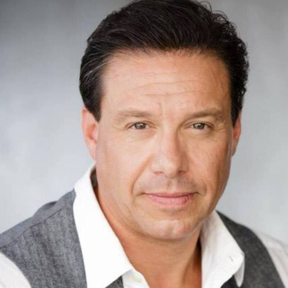 Mark Gary Astor
